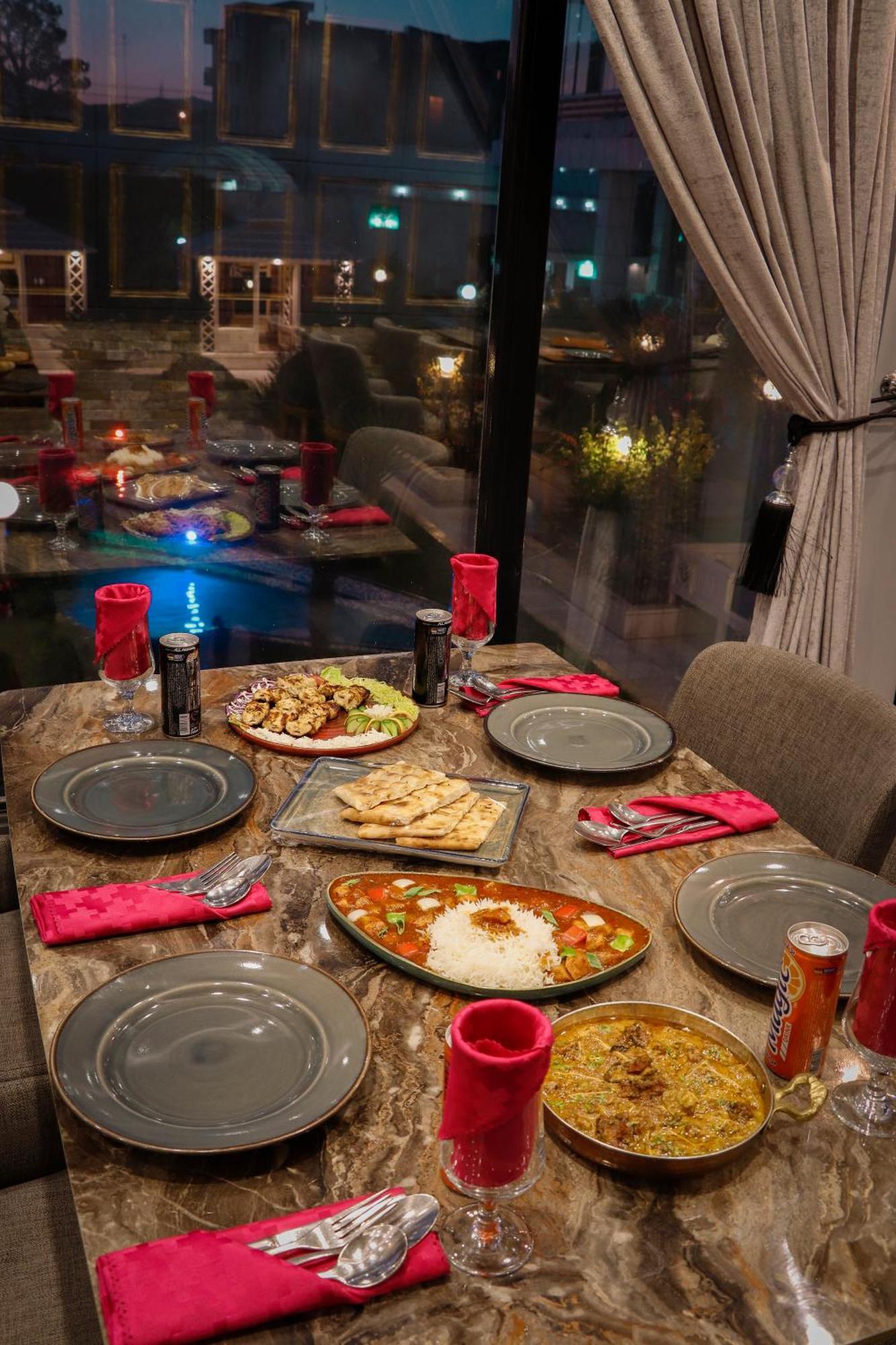 Arg Hotel Herat Exterior photo