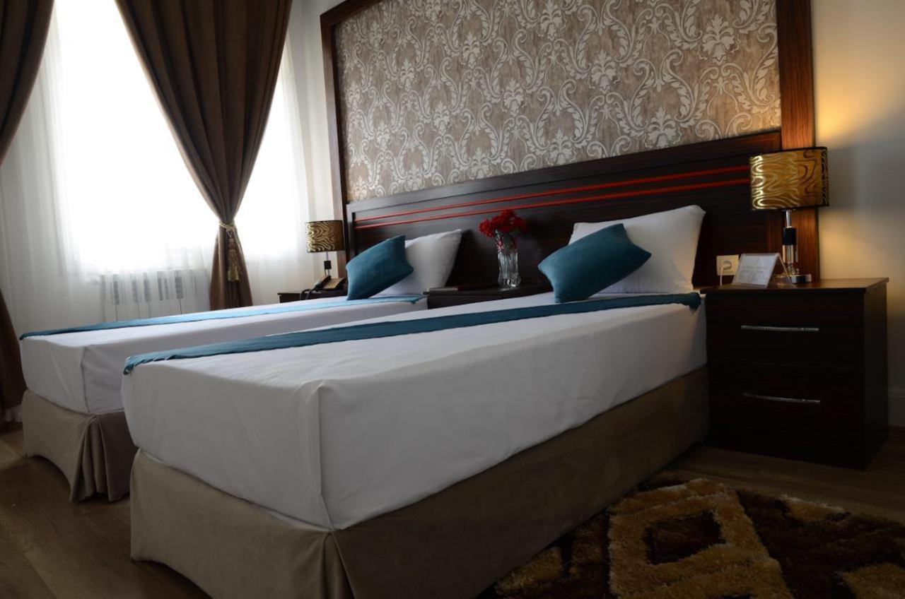 Arg Hotel Herat Exterior photo