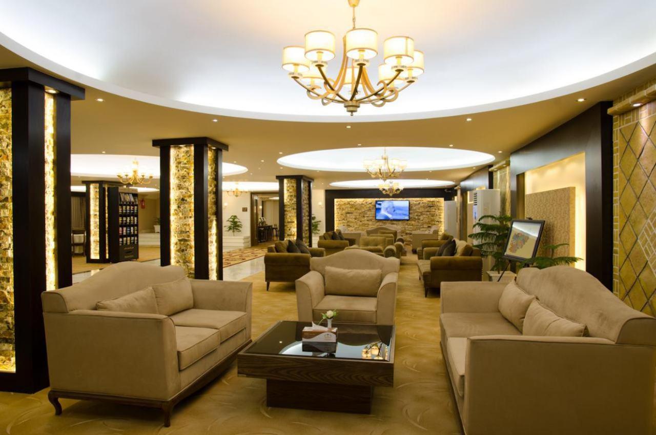 Arg Hotel Herat Exterior photo